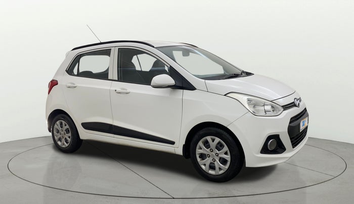 2016 Hyundai Grand i10 SPORTZ 1.2 KAPPA VTVT, Petrol, Manual, 43,582 km, Right Front Diagonal