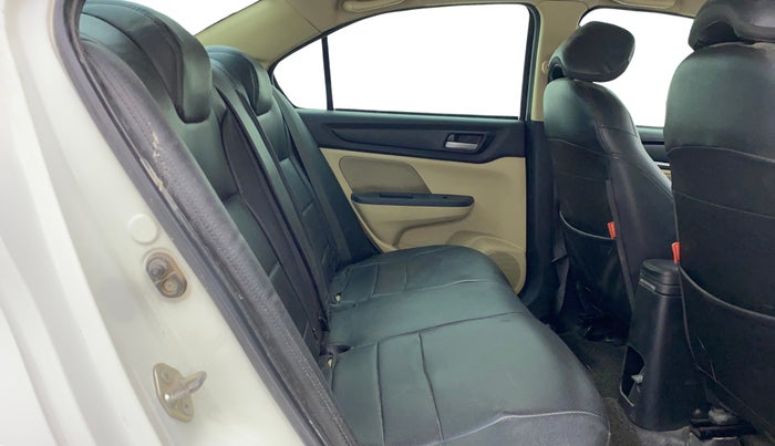 2019 Honda Amaze 1.5L I-DTEC VX, Diesel, Manual, 1,40,906 km, Right Side Rear Door Cabin