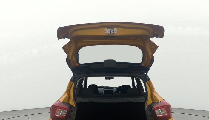 2022 Renault Kwid CLIMBER 1.0 AMT Dual Tone , Petrol, Automatic, 25,418 km, Boot Door Open