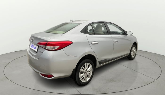 2018 Toyota YARIS VX CVT, Petrol, Automatic, 31,719 km, Right Back Diagonal