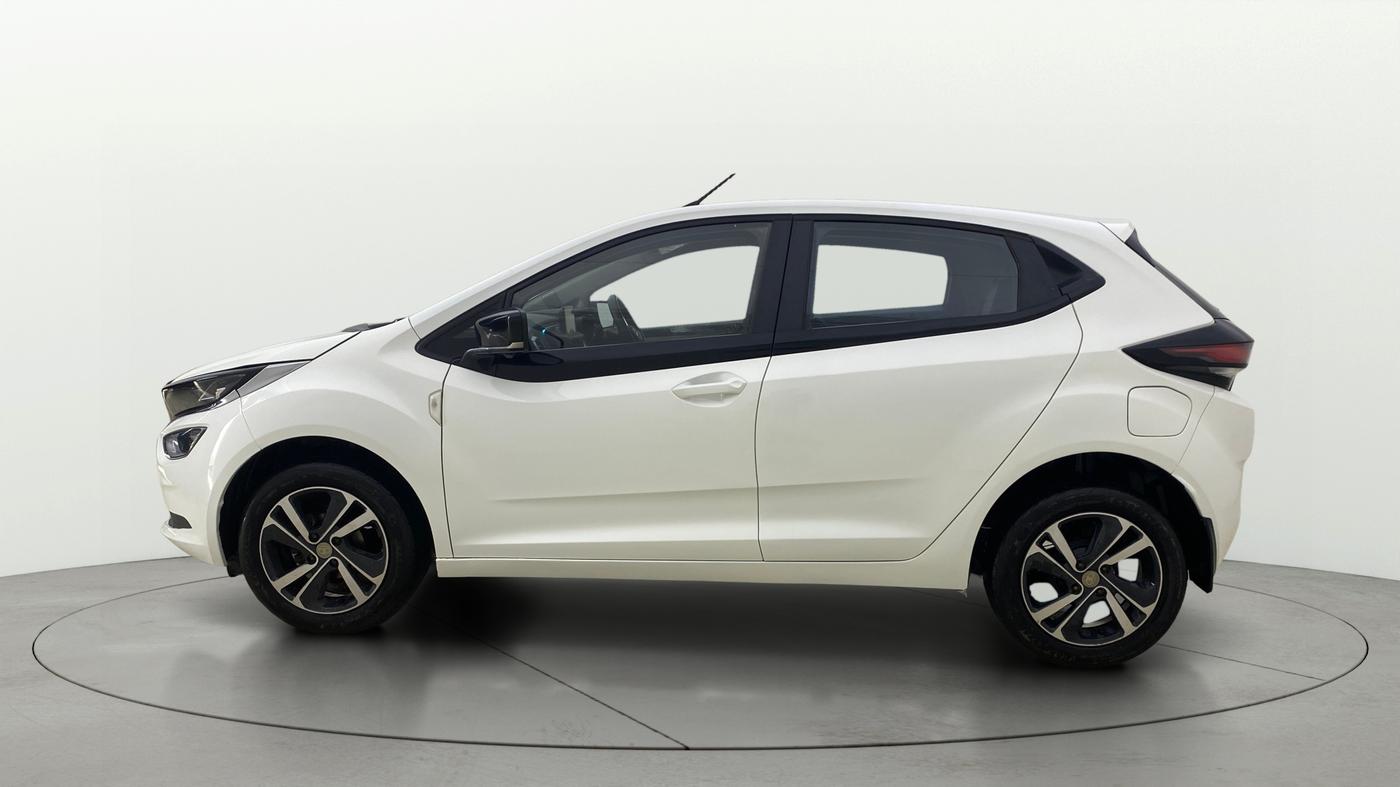 2022 Tata ALTROZ XZ PETROL, Petrol, Manual, 54,827 km, Left Side