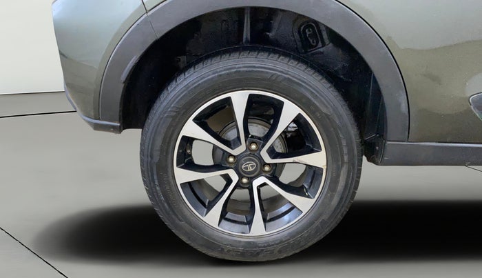2021 Tata NEXON XZ PLUS (O) PETROL, CNG, Manual, 35,386 km, Right Rear Wheel