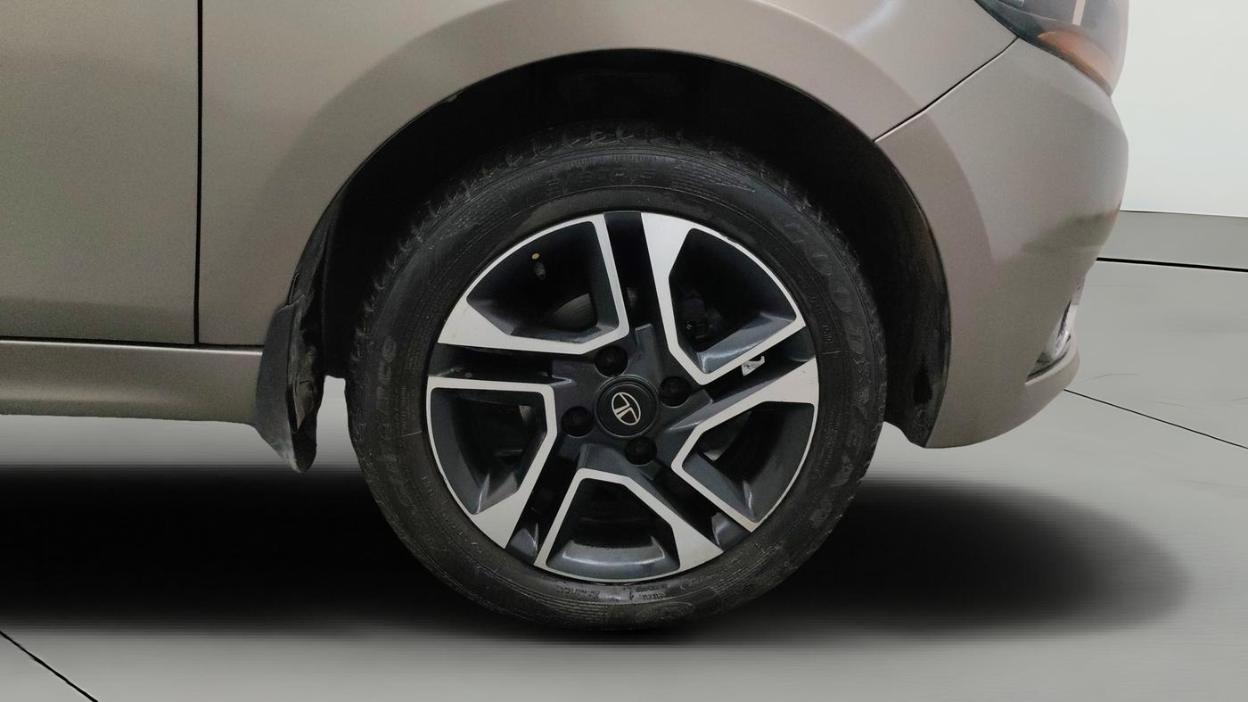 2019 Tata TIGOR XZ PLUS PETROL, Petrol, Manual, 45,615 km, Right Front Wheel