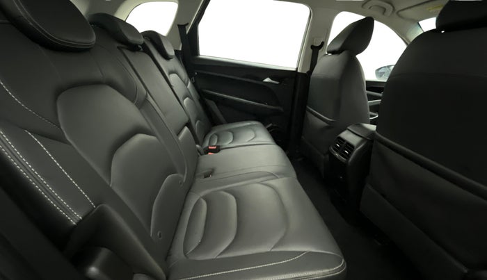 2019 MG HECTOR SMART 1.5 DCT PETROL, Petrol, Automatic, 47,968 km, Right Side Rear Door Cabin