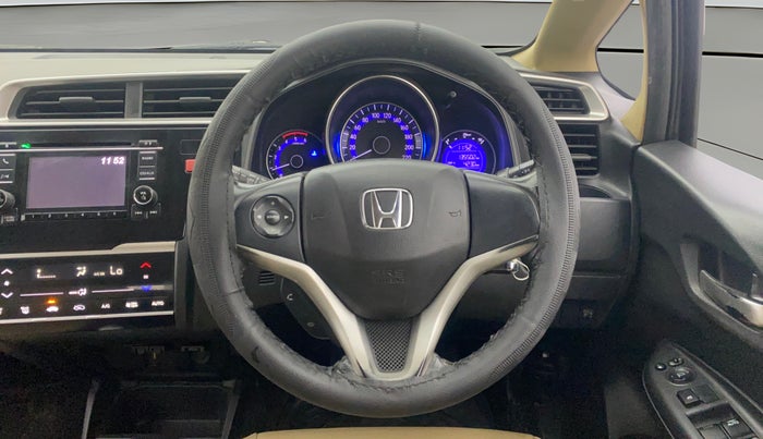 2016 Honda Jazz 1.5L I-DTEC V, Diesel, Manual, 1,35,470 km, Steering Wheel Close Up