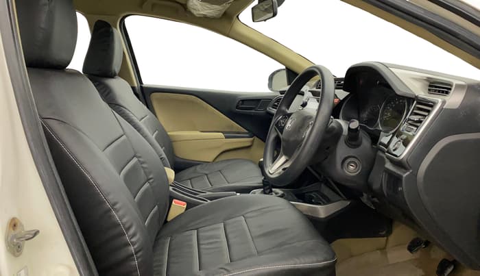 2015 Honda City 1.5L I-VTEC SV, Petrol, Manual, 30,396 km, Right Side Front Door Cabin