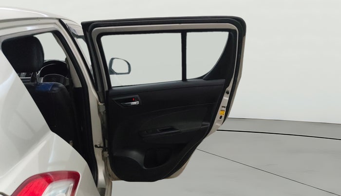 2015 Maruti Swift VXI, Petrol, Manual, 82,011 km, RHS Rear Door