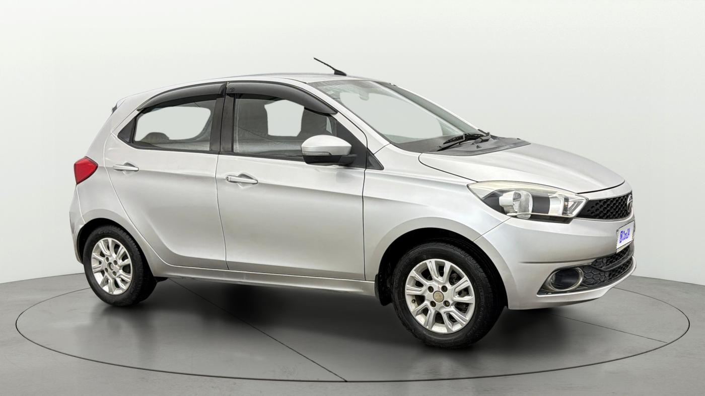 2016 Tata Tiago XZ PETROL, Petrol, Manual, 30,394 km, Right Front Diagonal