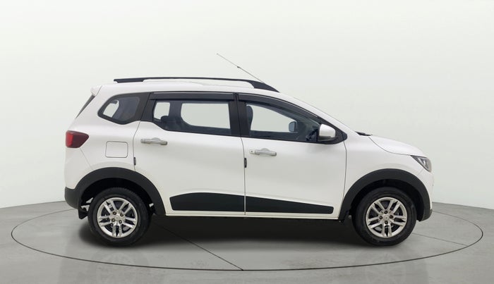 2021 Renault TRIBER RXT, Petrol, Manual, 37,725 km, Right Side View