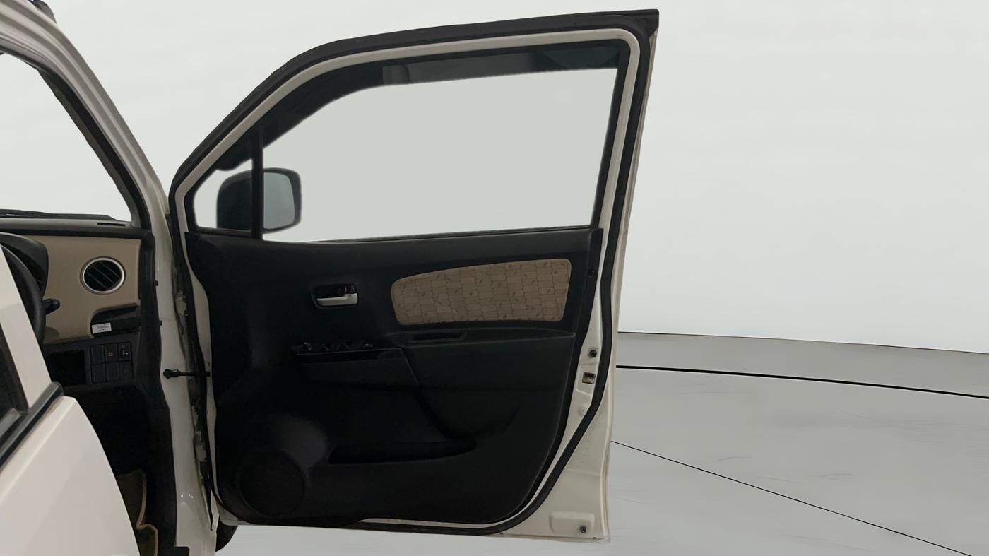 2018 Maruti Wagon R 1.0 VXI, Petrol, Manual, 12,810 km, RHS Front Door