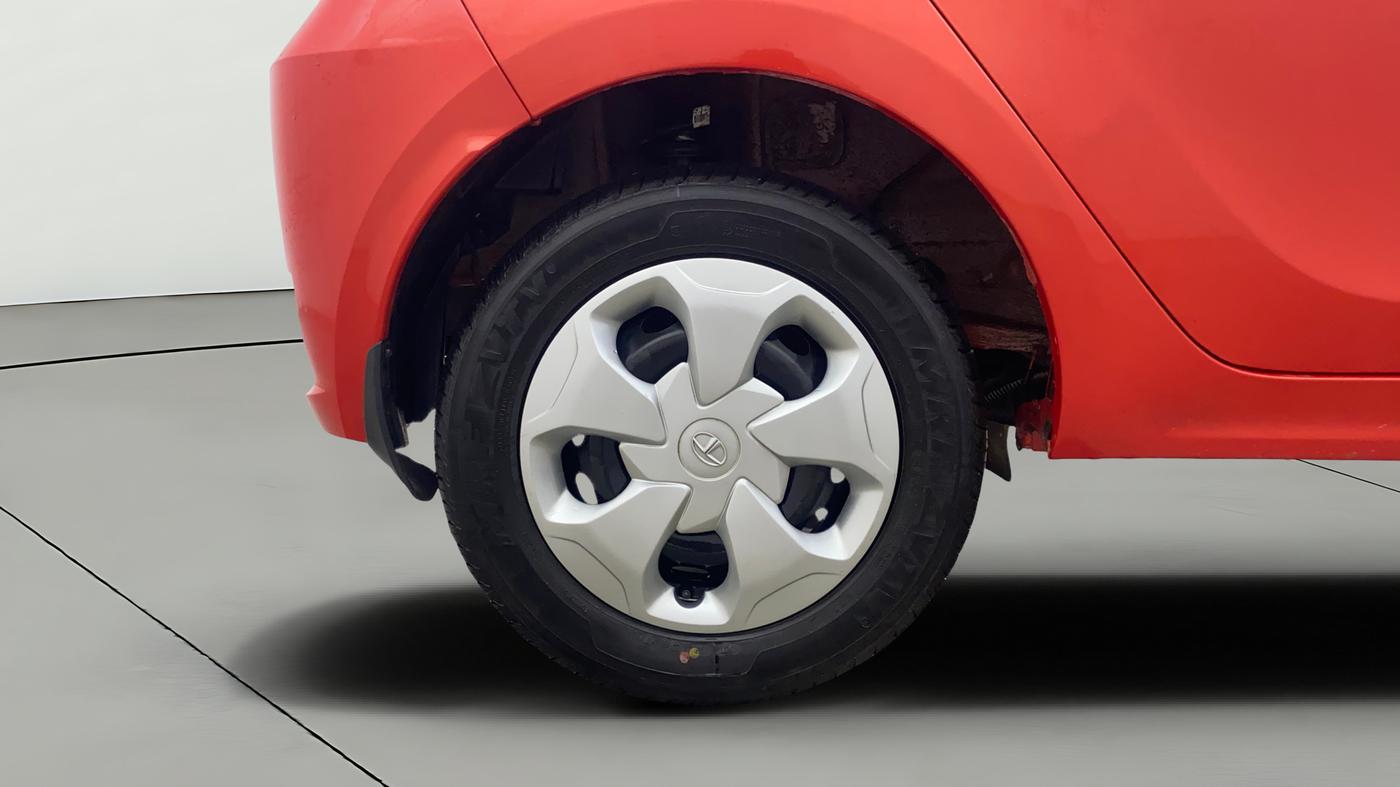 2023 Tata Tiago XT (O) PETROL, Petrol, Manual, 1,632 km, Right Rear Wheel