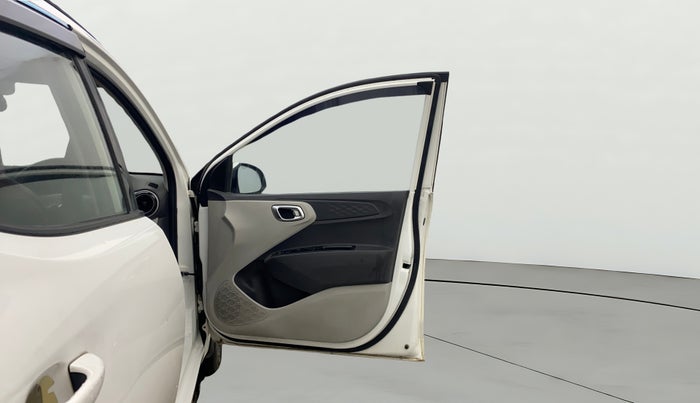 2021 Hyundai GRAND I10 NIOS SPORTZ 1.2 KAPPA VTVT CNG, CNG, Manual, 38,612 km, RHS Front Door