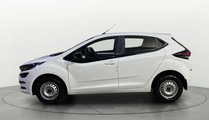 2023 Tata ALTROZ XE PLUS PETROL, Petrol, Manual, 20,497 km, Left Side