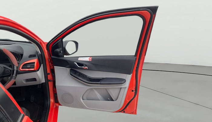 2021 Tata Tiago XZA PLUS PETROL, Petrol, Automatic, 20,849 km, RHS Front Door