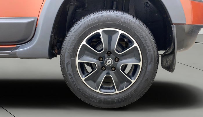 2018 Renault Duster 85 PS RXS MT DIESEL, Diesel, Manual, 1,09,227 km, Left Rear Wheel