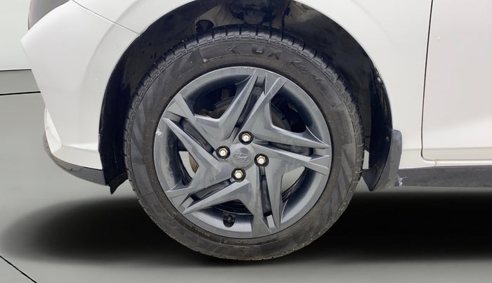 2021 Hyundai NEW I20 SPORTZ 1.2 AT, Petrol, Automatic, 29,489 km, Left Front Wheel