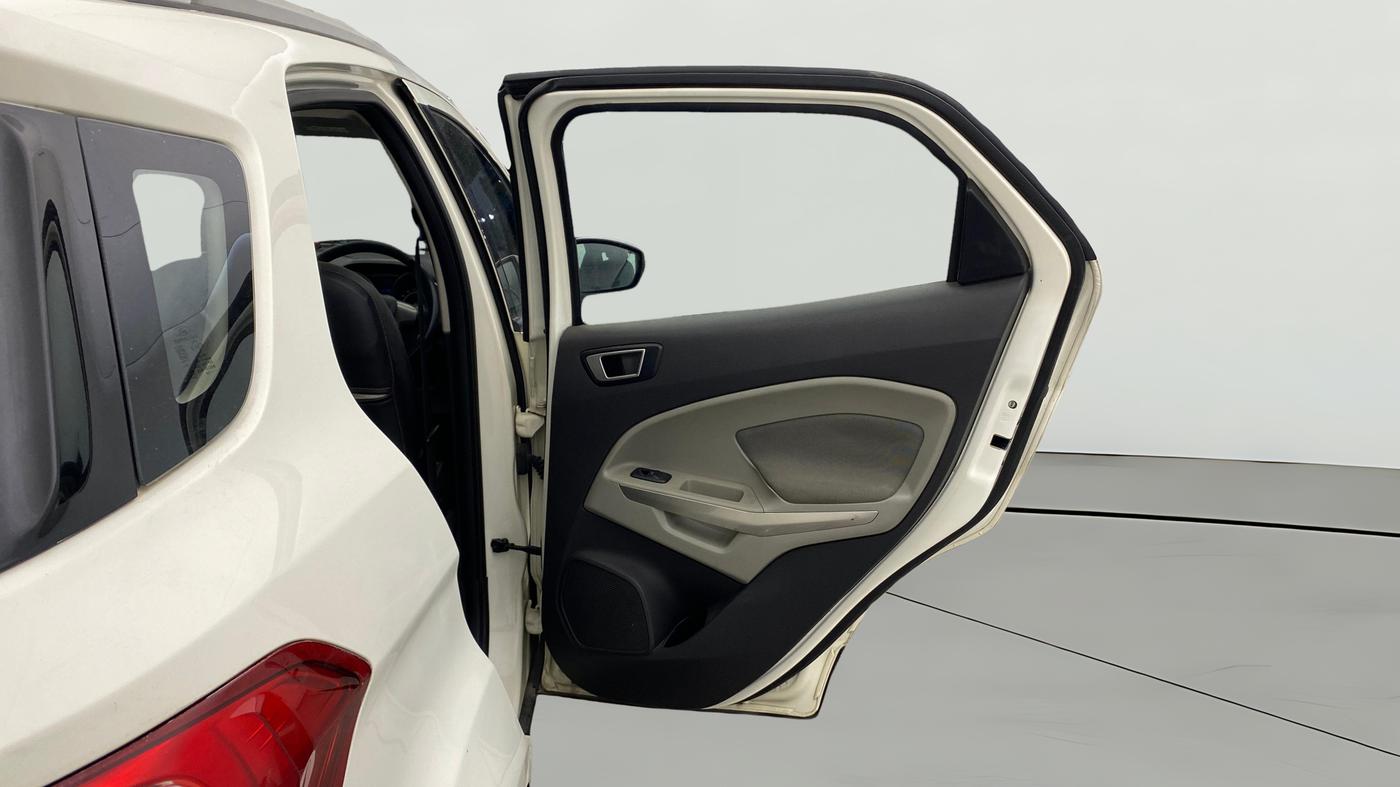 2015 Ford Ecosport TITANIUM 1.5L PETROL AT, Petrol, Automatic, 1,01,155 km, RHS Rear Door