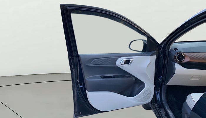 2024 Hyundai AURA SX 1.2 CNG, CNG, Manual, 16,272 km, LHS Front Door