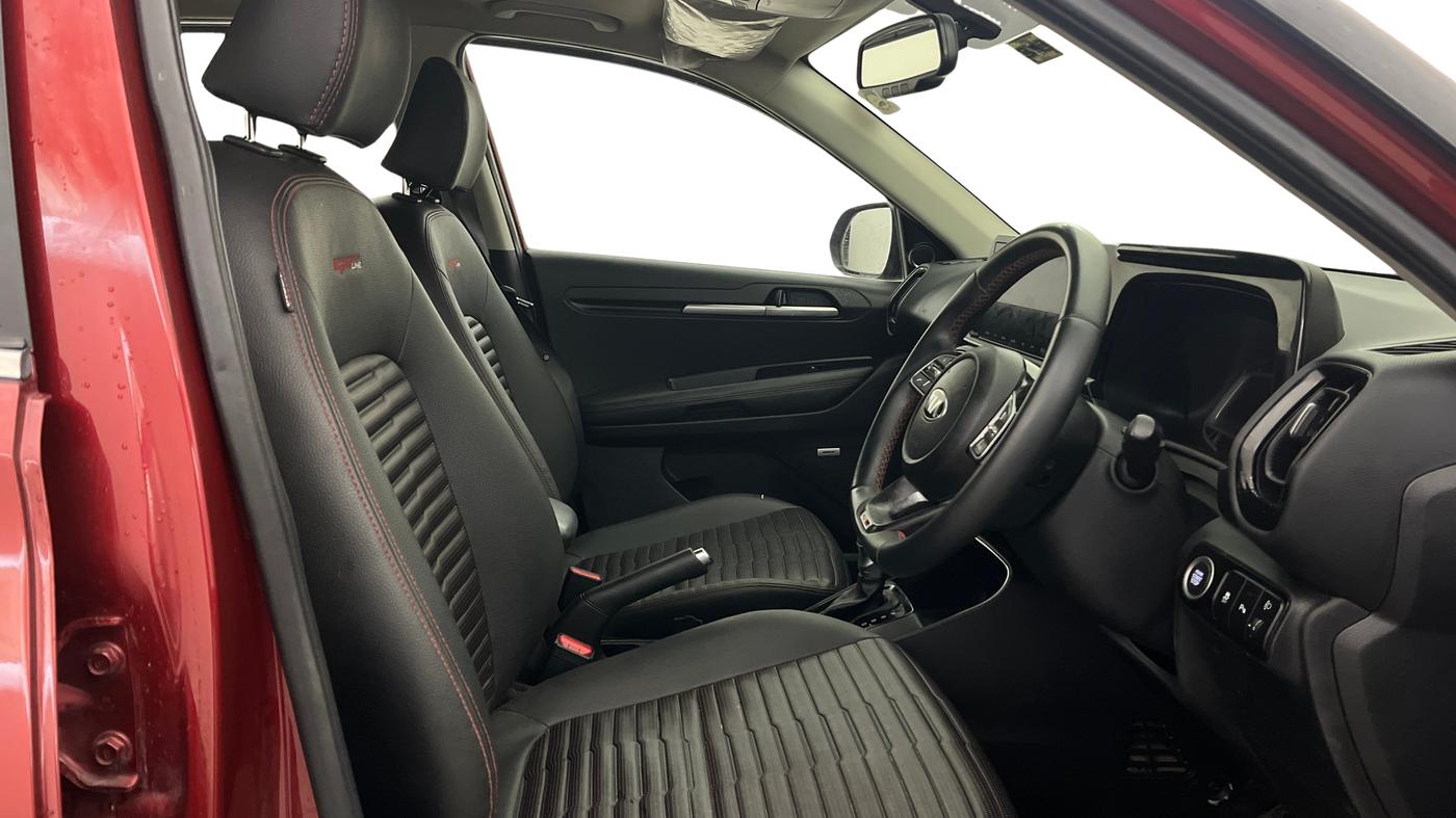 2020 KIA SONET GTX PLUS 1.0 DCT, Petrol, Automatic, 51,502 km, Right Side Front Door Cabin