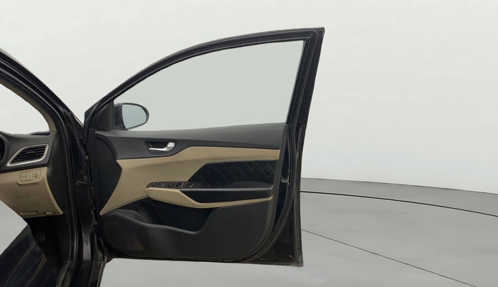 2018 Hyundai Verna 1.6 VTVT SX (O) AT, Petrol, Automatic, 43,684 km, RHS Front Door