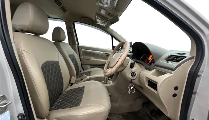 2015 Maruti Ertiga VXI, Petrol, Manual, 65,356 km, Right Side Front Door Cabin