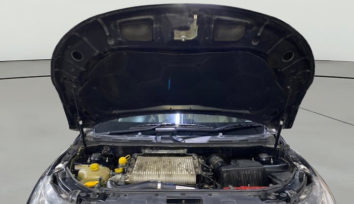 2017 Mahindra XUV500 W9 AT, Diesel, Automatic, 86,529 km, Open Bonet