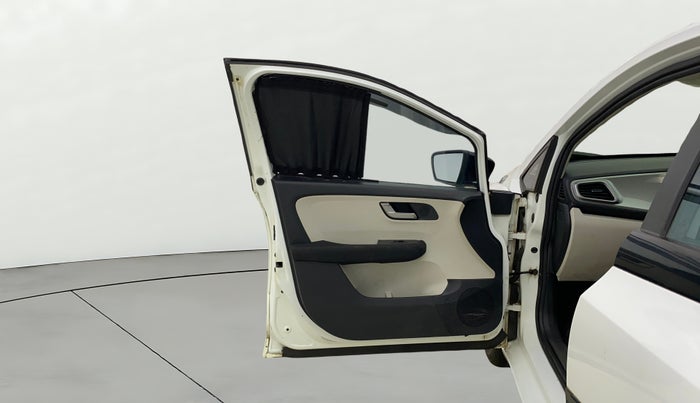 2023 Tata ALTROZ XZ PLUS SUNROOF CNG, CNG, Manual, 37,727 km, LHS Front Door