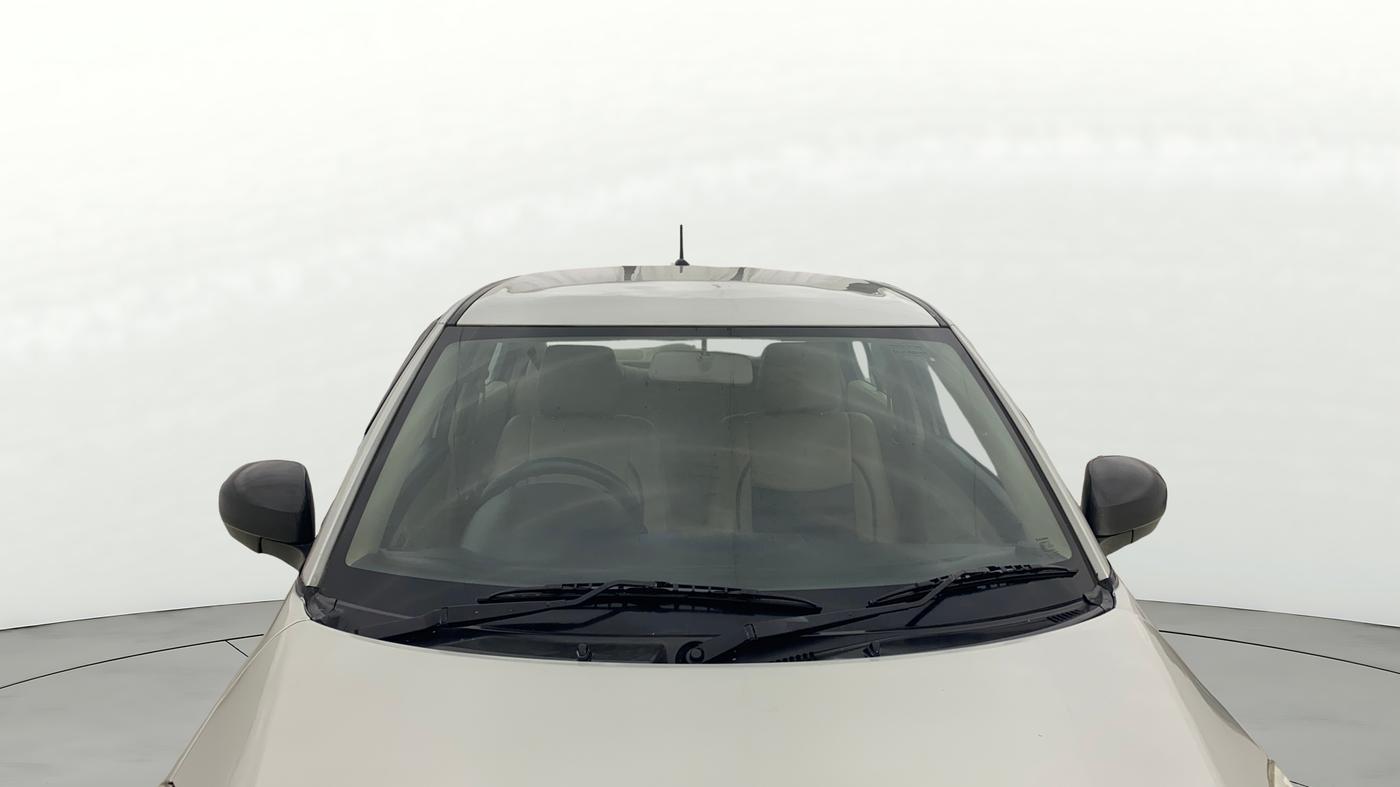 2016 Maruti Swift Dzire LXI (O), Petrol, Manual, 72,457 km, Front Windshield