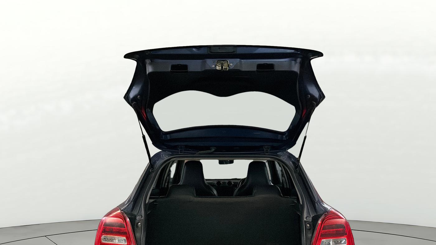 2020 Maruti Swift LXI, Petrol, Manual, 50,700 km, Boot Door Open