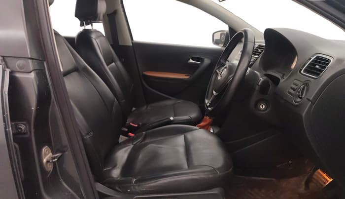 2014 Volkswagen Polo GT TSI AT, Petrol, Automatic, 84,906 km, Right Side Front Door Cabin