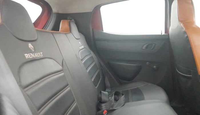 2017 Renault Kwid RXT 1.0 AMT, Petrol, Automatic, 83,906 km, Right Side Rear Door Cabin