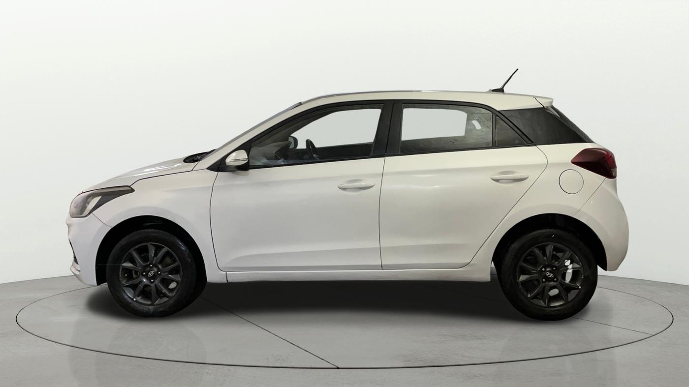 2020 Hyundai Elite i20 SPORTZ PLUS 1.2, Petrol, Manual, 99,130 km, Left Side