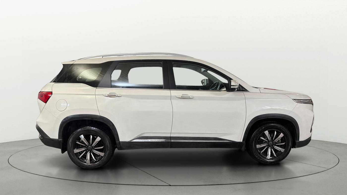 2020 MG HECTOR SHARP 1.5 DCT PETROL, Petrol, Automatic, 36,156 km, Right Side View