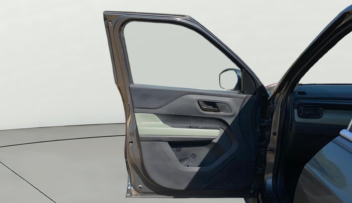 2022 Tata PUNCH ADVENTURE MT, Petrol, Manual, 35,905 km, LHS Front Door