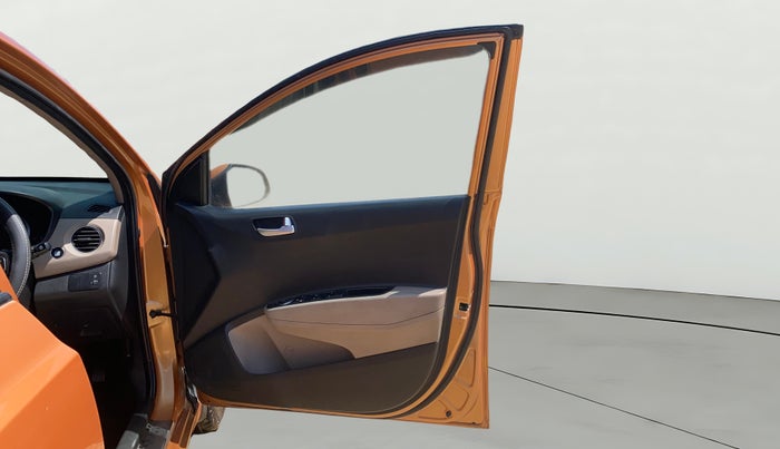 2015 Hyundai Grand i10 ASTA AT 1.2 KAPPA VTVT, Petrol, Automatic, 56,860 km, RHS Front Door