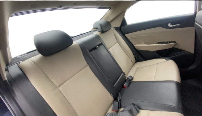 2019 Hyundai Verna 1.6 VTVT SX (O) AT, Petrol, Automatic, 48,723 km, Right Side Rear Door Cabin