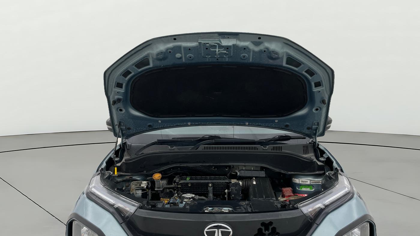 2023 Tata PUNCH ADVENTURE AMT, Petrol, Automatic, 33,617 km, Open Bonet