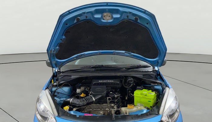 2017 Tata Tiago XE PETROL, Petrol, Manual, 44,720 km, Open Bonet