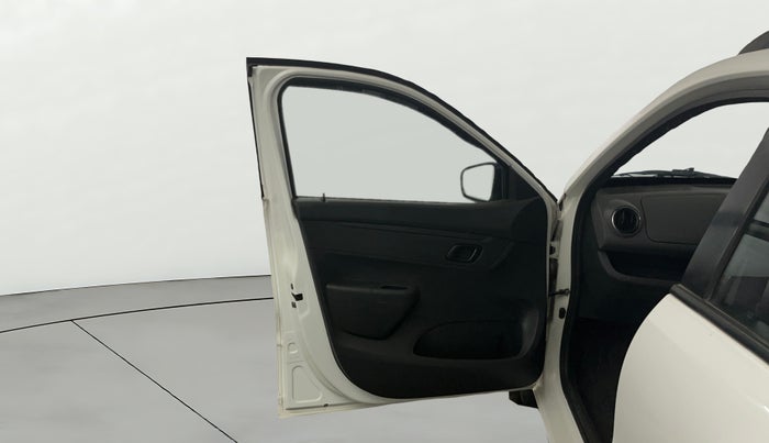 2016 Renault Kwid RXT 0.8, Petrol, Manual, 85,540 km, LHS Front Door