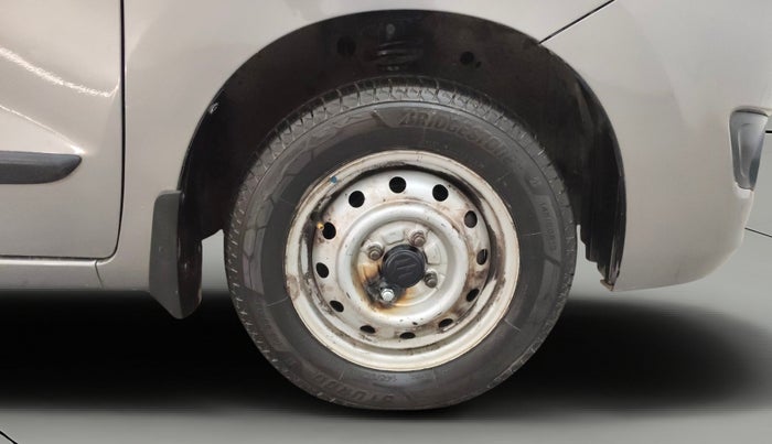 2016 Maruti Wagon R 1.0 LXI CNG, CNG, Manual, 56,549 km, Right Front Wheel
