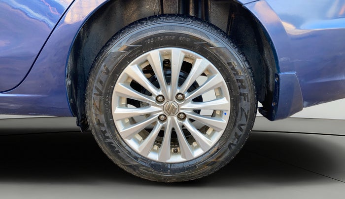 2019 Maruti Ciaz ZETA 1.5 SHVS MT PETROL, Petrol, Manual, 1,12,843 km, Left Rear Wheel