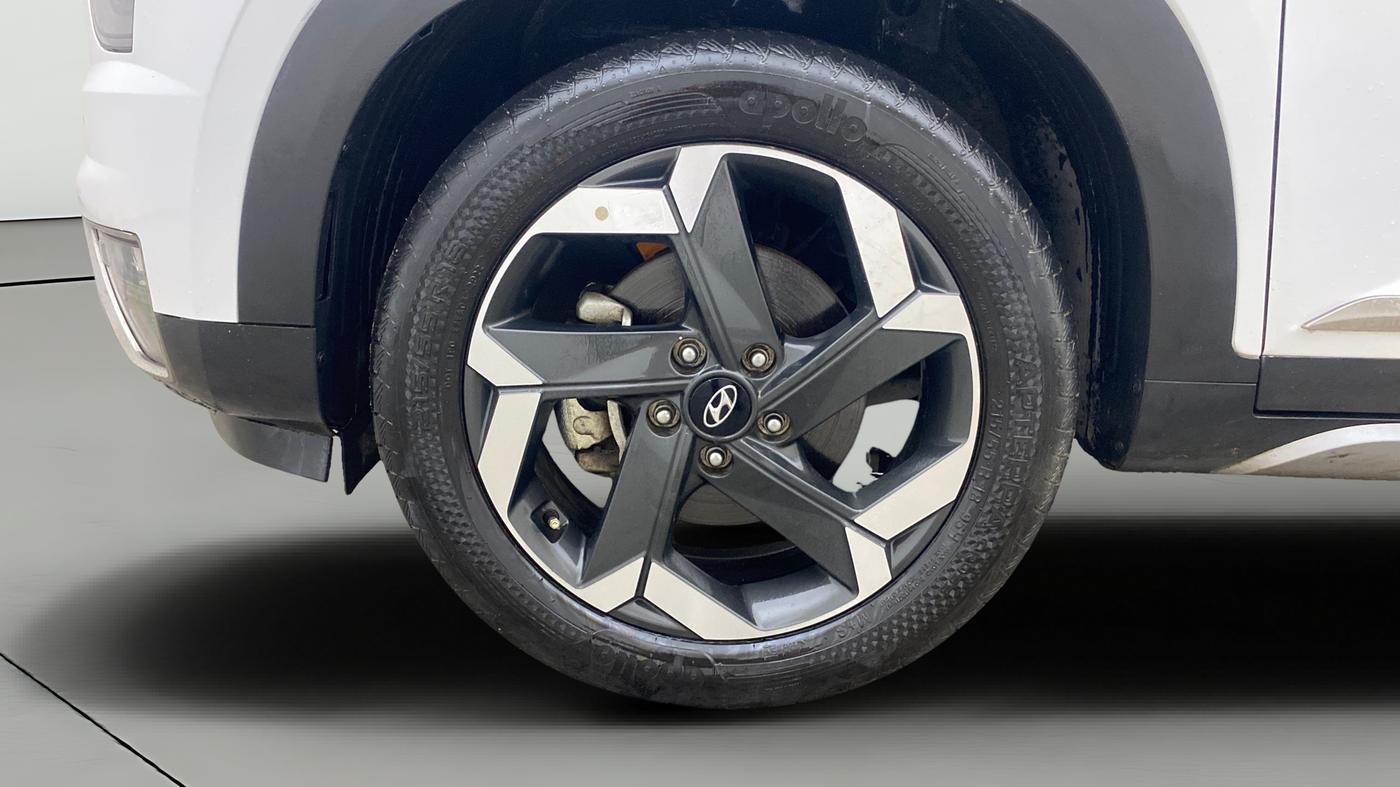 2022 Hyundai ALCAZAR 2.0 SIGNATURE MT 6STR, Petrol, Manual, 28,560 km, Left Front Wheel