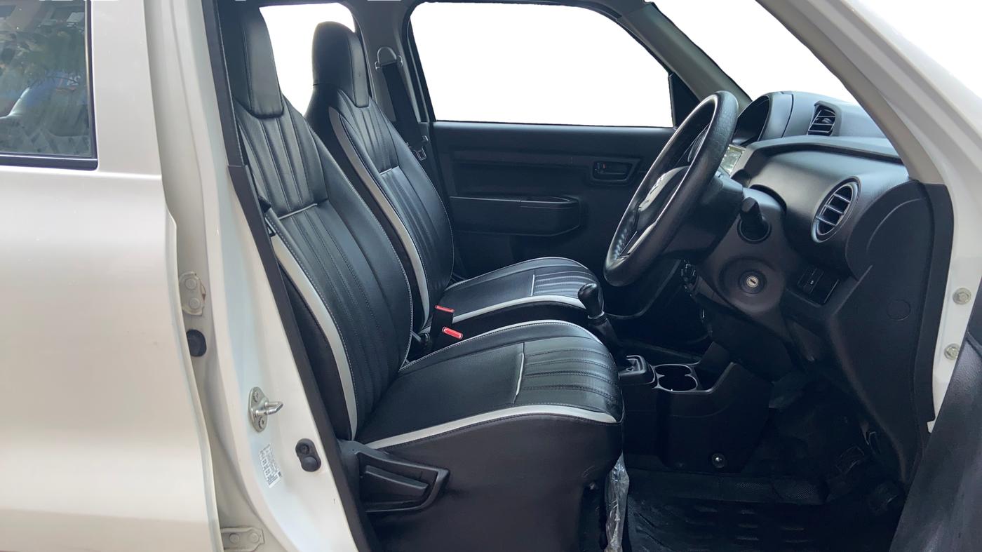 2021 Maruti S PRESSO VXI, Petrol, Manual, 13,777 km, Right Side Front Door Cabin