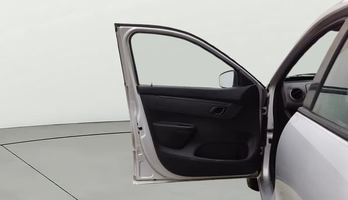 2018 Renault Kwid RXT 0.8, Petrol, Manual, 67,307 km, LHS Front Door