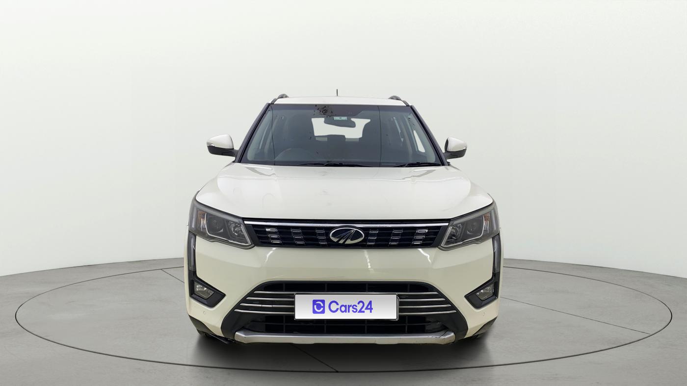2021 Mahindra XUV300 W8 (O) 1.2 PETROL, Petrol, Manual, 78,893 km, Front