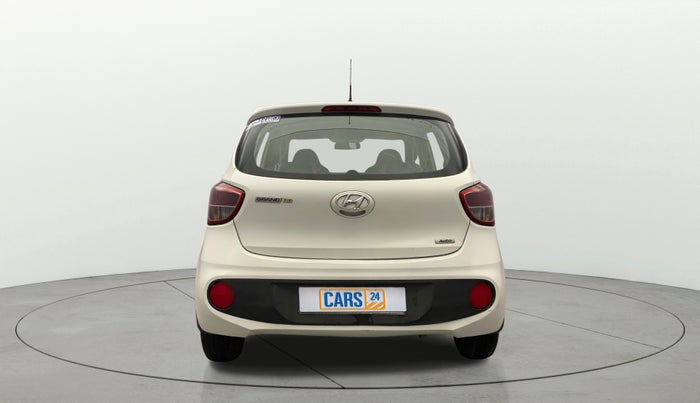 2017 Hyundai Grand i10 MAGNA AT 1.2 KAPPA VTVT, Petrol, Automatic, 98,325 km, Back/Rear