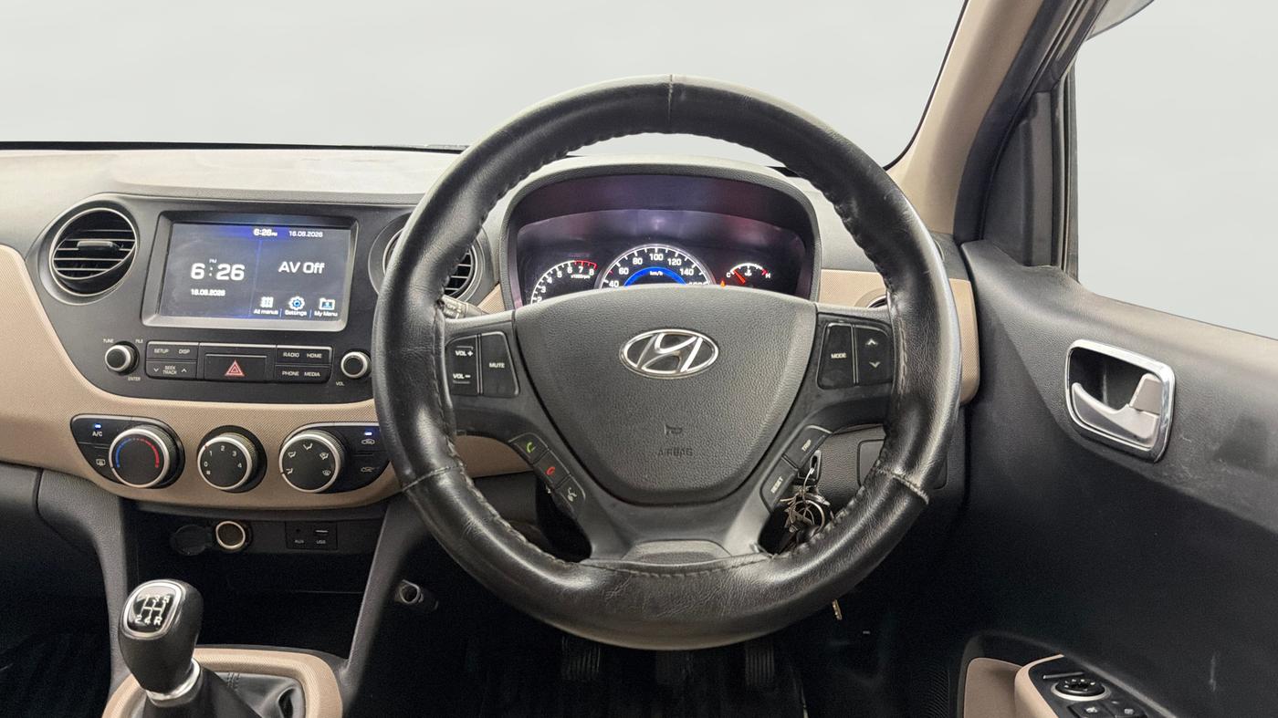 2017 Hyundai Grand i10 SPORTZ (O) 1.2 KAPPA VTVT, Petrol, Manual, 56,617 km, Steering Wheel Close Up