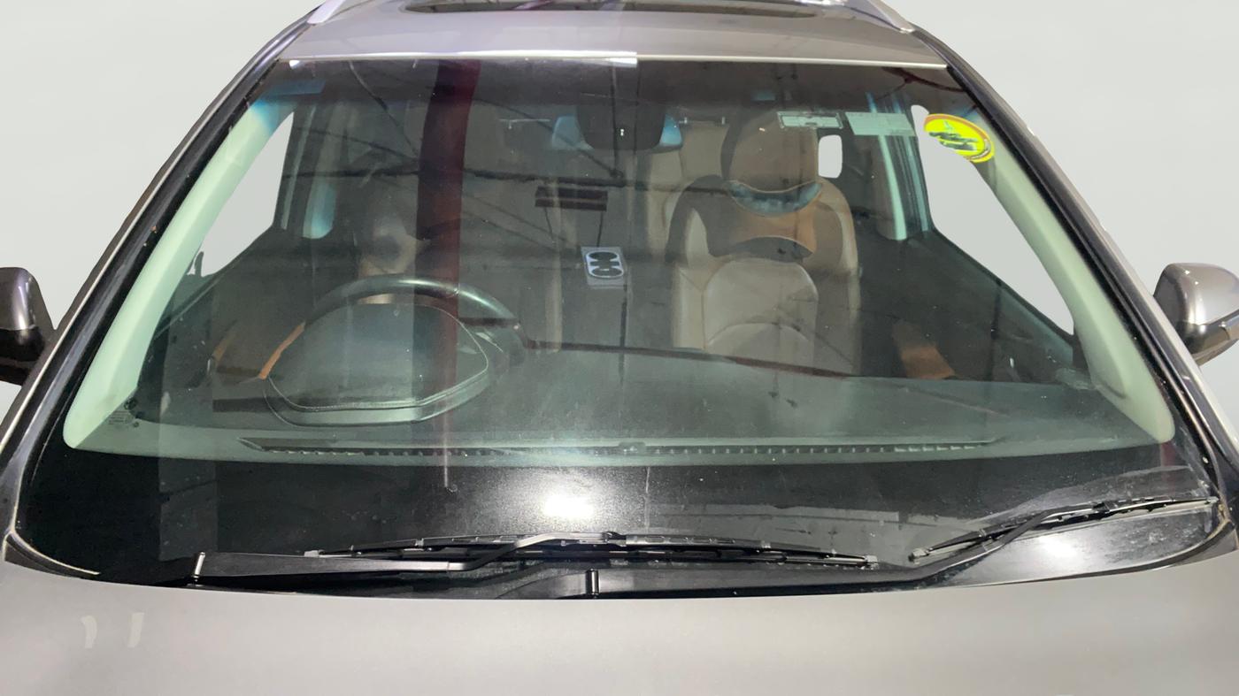 2020 MG HECTOR PLUS SHARP 1.5 PETROL TURBO HYBRID MT 6-STR, Petrol, Manual, 52,035 km, Front Windshield