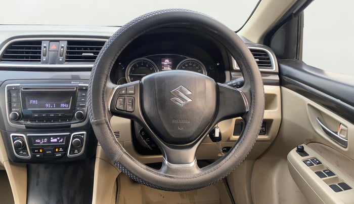 2016 Maruti Ciaz VXI+, Petrol, Manual, 95,901 km, Steering Wheel Close Up