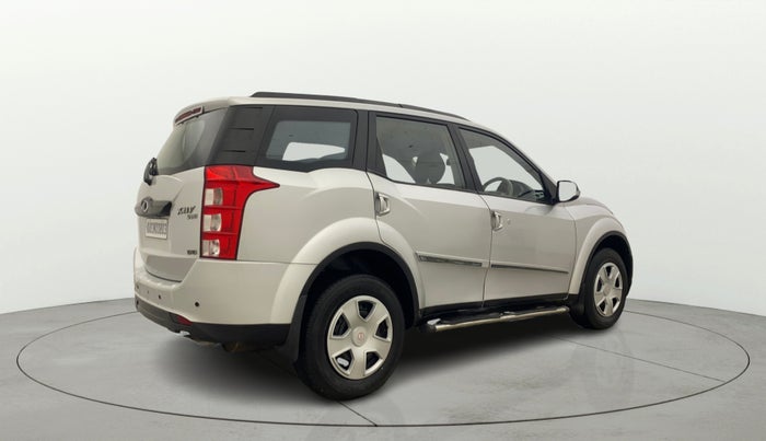 2015 Mahindra XUV500 W6, Diesel, Manual, 54,569 km, Right Back Diagonal